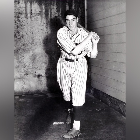 Joe DiMaggio LIFE SIZE Cardboard Cutout with FREE Shipping!